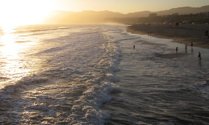santa monica beach ca sunset
